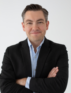 Chad Helminak Headshot