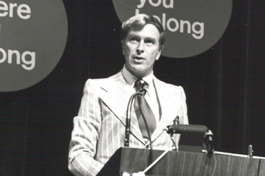 Herb Wegner speaking at event