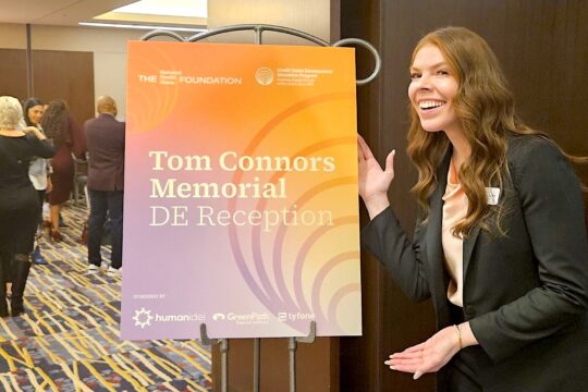 Tom Connors DE Reception 2026